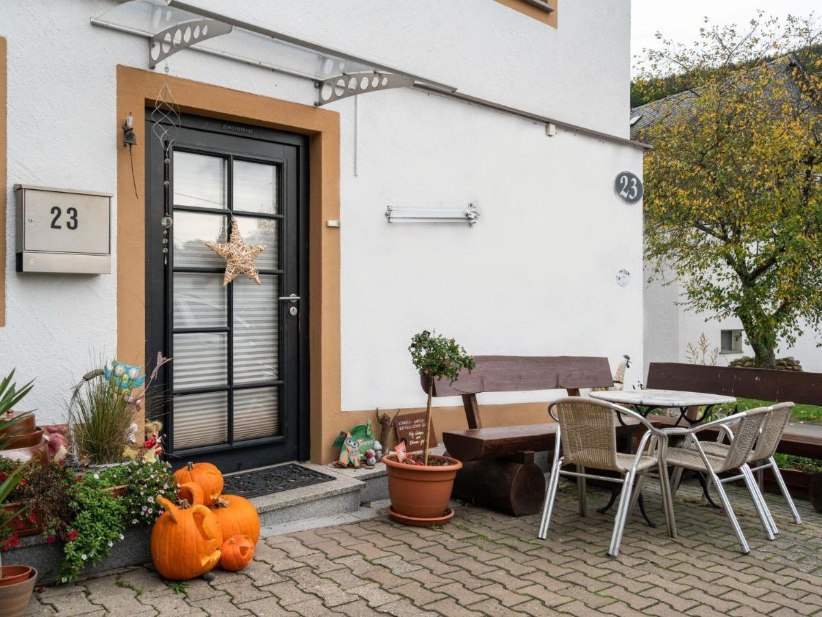 Modern Apartment in Merschbach Hunsruck with garden Exterior foto